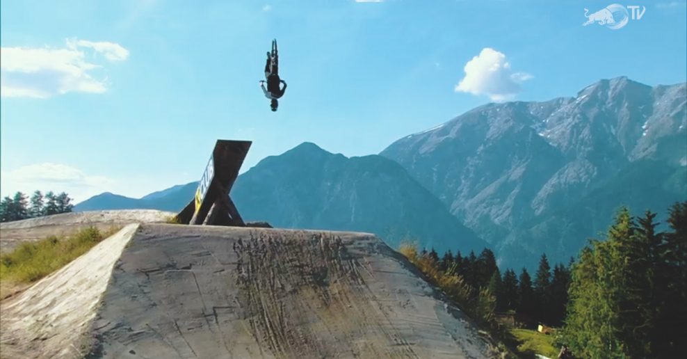 Rogatkin opäť ovládol slopestyle na Crankworx, skvelú jazdu predviedol aj Vencl