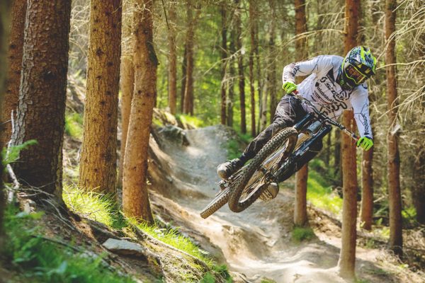 Brendog predstavuje svoje signature rajdy v riadne naloženom edite