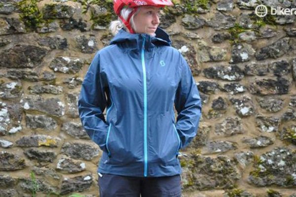 Test: Dámska bunda Scott trail MTN DRYO 20 
