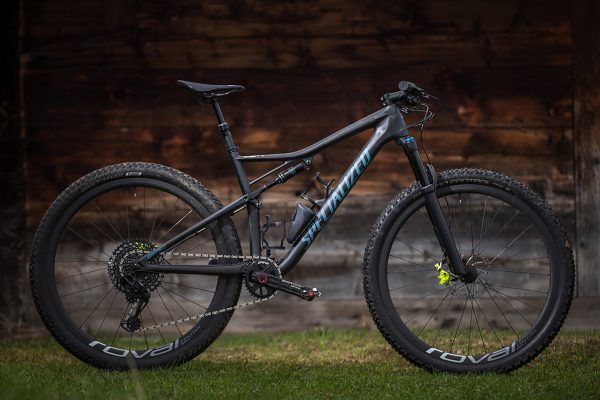 Specialized predstavil nový, agresívnejší Epic EVO so 120mm vidlicou