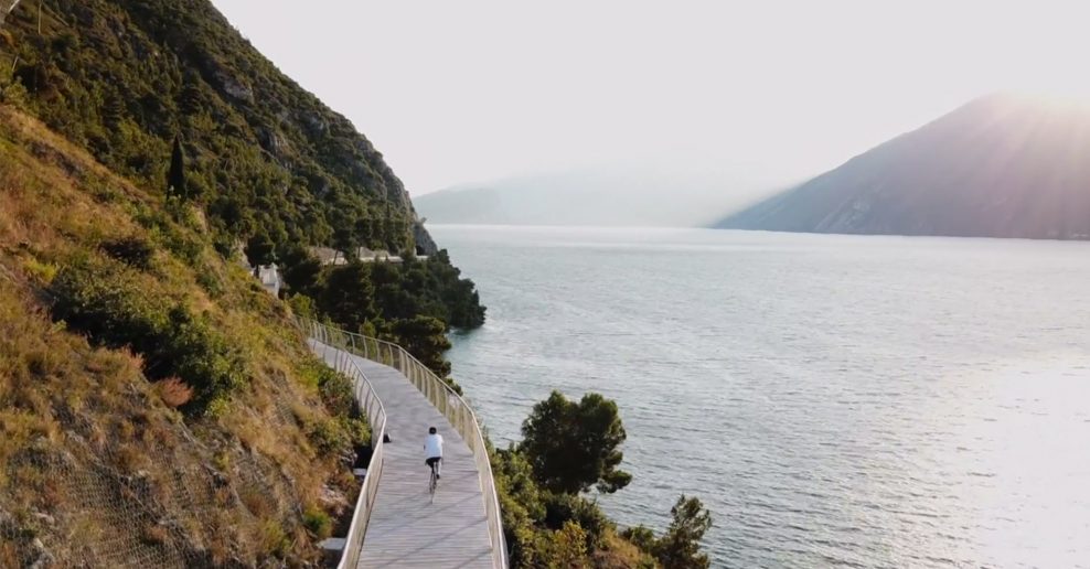  Okolo talianskeho jazera Garda otvorili unikátnu cyklocestu pozdĺž útesov
