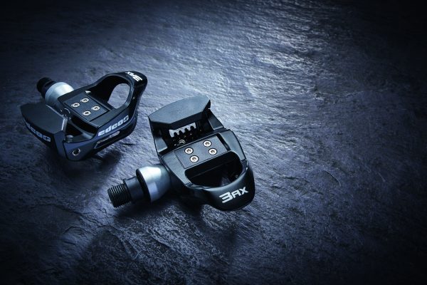 Test: Cestné pedále Edco 3ax