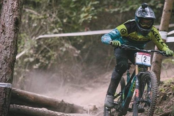 Posledné kolo SPDH vyhral v Polomke Rasťo Baránek, druhý skončil Knapec na endure (výsledky)