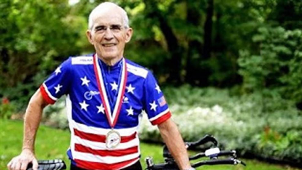 90-ročnému cyklistovi vzali pre doping titul majstra USA aj svetový rekord