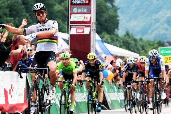  Video: Všetky víťazstvá Petra Sagana v drese majstra sveta, jazdil v ňom rekordných 1099 dní