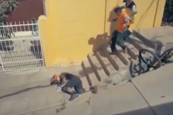  Video: Hrozný pád Tomáša Slavíka na mestskom zjazde vo Valparaiso