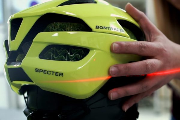 Trek predstavil nové helmy, ktoré vraj chránia pred otrasom mozgu 99-krát zo 100