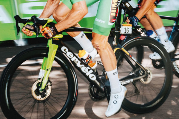 Majú oholené nohy skutočne vplyv na výkon cyklistov?