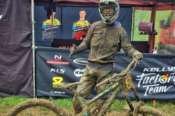 Baránek vyhral v Mraznici na blate prvé kolo SPDH, Rojček skončil druhý aj napriek pádu