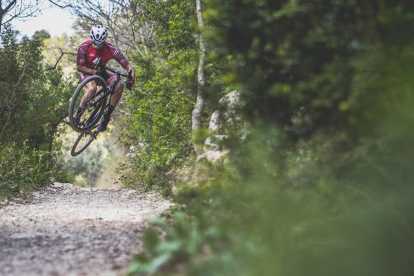  Video: Dôkaz, že gravel bicykel zvládne skutočne takmer všetko