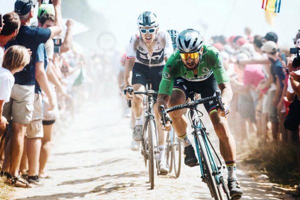 Ako by ste dopadli v súboji s profesionálmi na Tour de France? Pozrite si porovnanie výkonnosti
