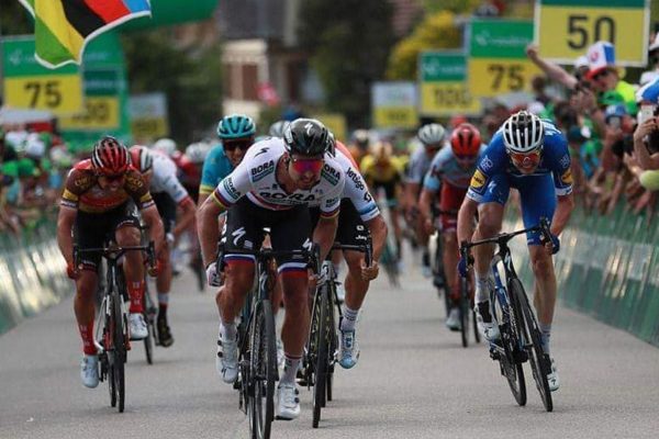 Sagan vyhral špurt, v druhej etape Okolo Švajčiarska však skončil druhý