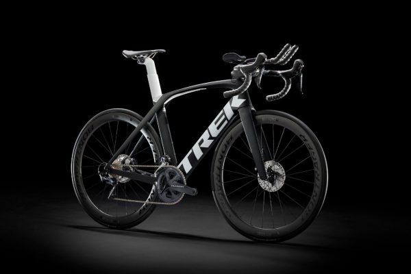 Nový Trek Madone SLR 6 Disc Speed má odnímateľné aero riadidlá (detaily, špecifikácia, cena, foto)