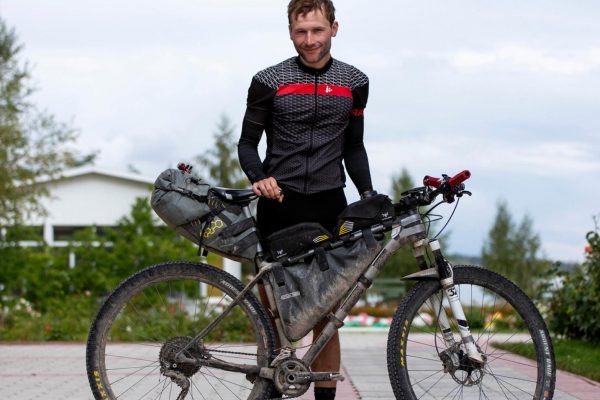 Slovák Jakub Sliačan vyhral a vytvoril rekord na 1700 km dlhých pretekoch v Kyrgyzstane: Mal som pocit, že na bicykli zaspím