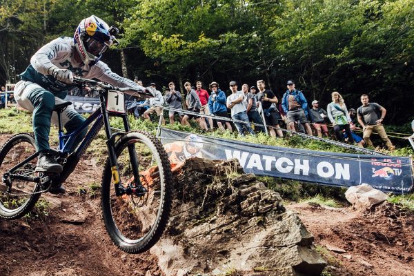  Video: O celkovom víťazovi svetového pohára v zjazde 2019 rozhodla až posledná finálová jazda