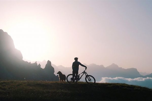  Musíte vidieť: Traildog Balu sa vracia v dlhšom pokračovaní „Paws & Wheels II“