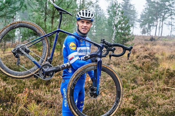 Zdeněk Štybar sa vracia na cyklokrosové preteky. Trojnásobný majster sveta dostal od Specializedu unikátny Crux