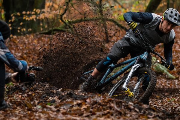  Video: Nukeproof predstavuje nový hardtail Scout 2020 v poriadne zablatenom edite