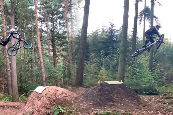  Video: Iba 9-ročný Harry predvádza na bicykli veľké skoky i triky s poriadnym štýlom