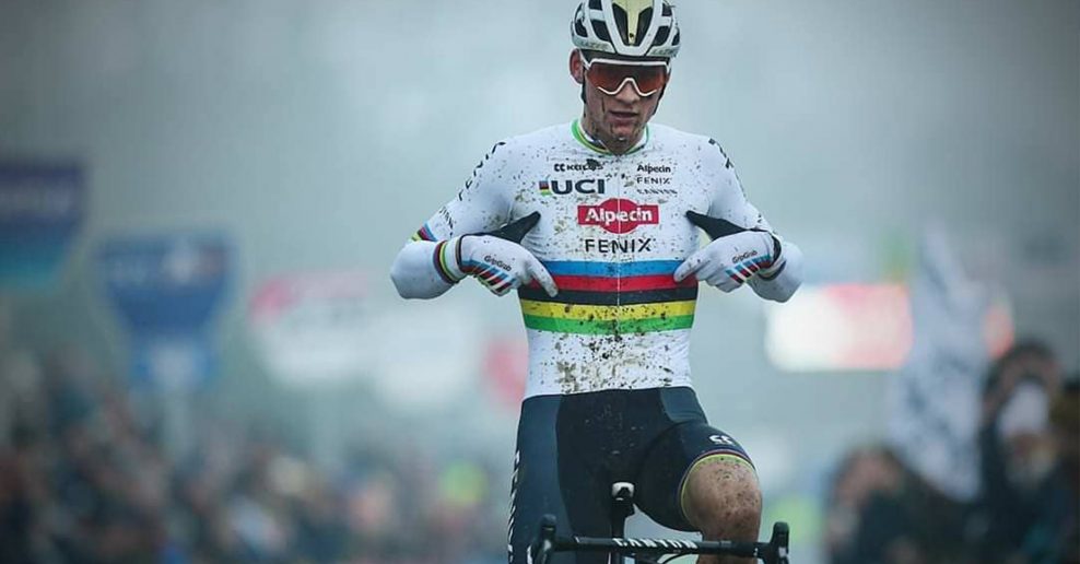 Mathieu van der Poel bude pretekať v roku 2020 v novom drese. Jeho t&iacute;m posiln&iacute; Čech Petr Vakoč