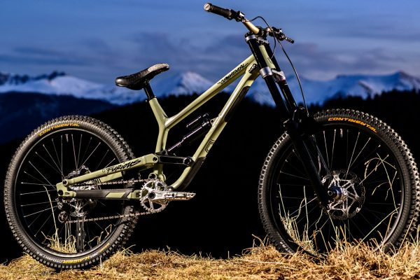 Freerider Andreu Lacondeguy skončil s YT, bude jazdiť na Commencale