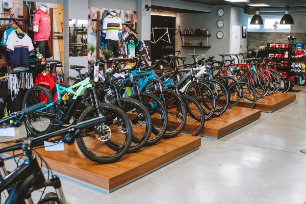 Koronavírus: Zlodeji sa pokúsili vykradnúť tri bicyklové obchody