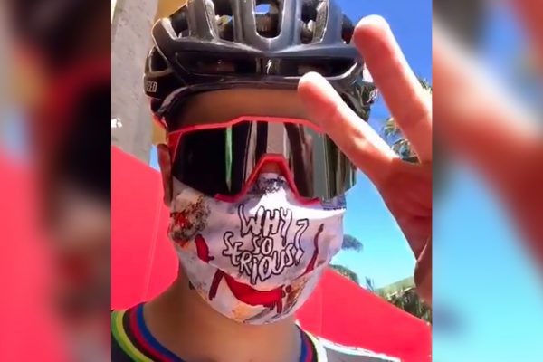  Video: Peter Sagan sa previezol na bicykli po Monaku prvýkrát po siedmich týždňoch