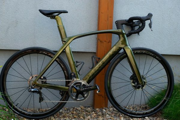 Trek Madone SLR Disc, 56cm, Project One Black Gold