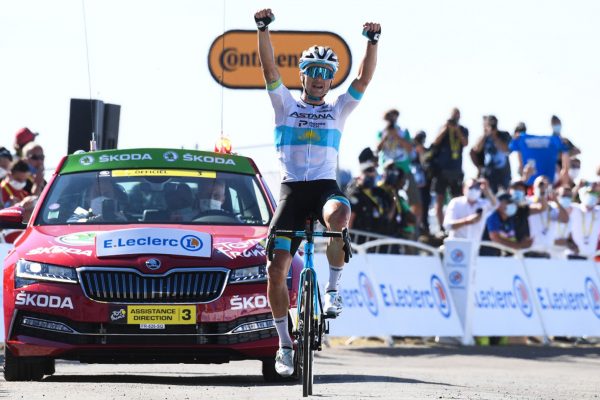  Alexej Lutsenko predviedol skvelý výkon a z úniku vyhral 6. etapu Tour de France