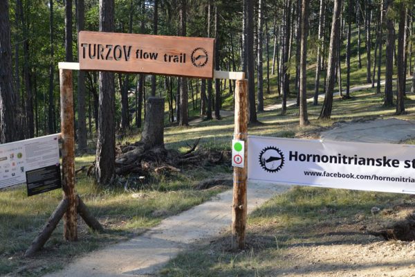 Turzov Flow trail v Bojniciach zrovnajú so zemou. Prednosť dostali asfaltky, turistický vláčik a rozhľadňa