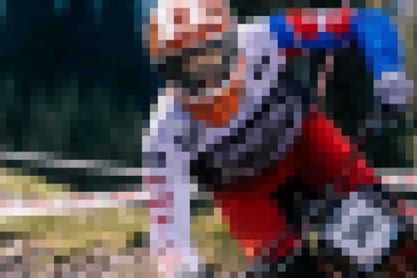 Kvíz: Spoznáte úspešných slovenských cyklistov na rozpixelovaných fotkách?