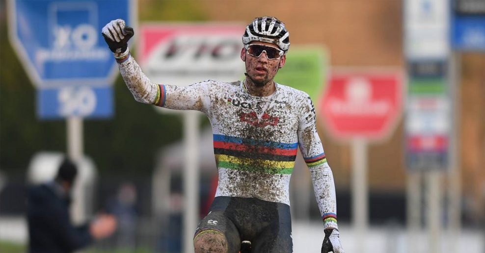 Mathieu van der Poel oslávil nový rok víťazstvom GP Sven Nys