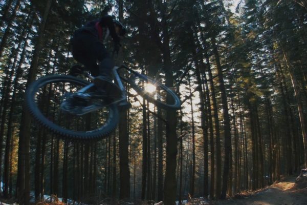  Video: Zimná jazda Romana Pichnarčíka na trailoch nad Starou Ľubovňou