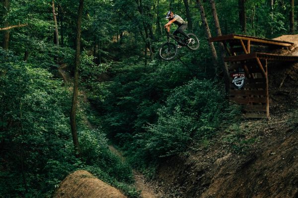 Kvíz: Spoznáte podľa fotiek 12 slovenských bikeparkov?