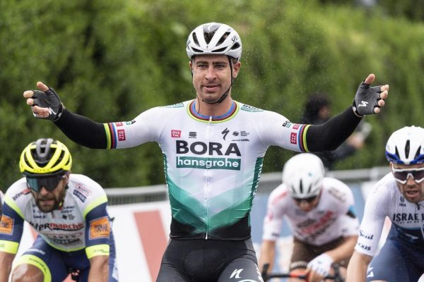  Peter Sagan vyhral prvú etapu na pretekoch Okolo Romandie (+video)