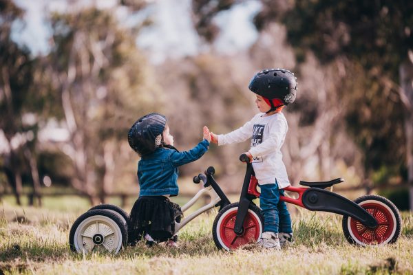 3 odrážadlá v jednom – unikátne dizajnové riešenie pre deti od 1 do 5 rokov