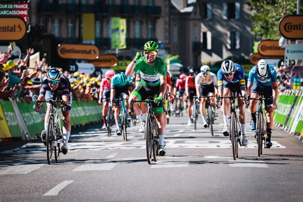 Mark Cavendish vyhral 13. etapu Tour a vyrovnal historický rekord Eddyho Merckxa