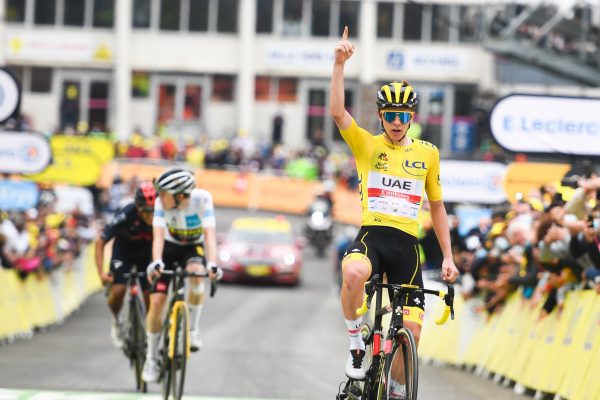 Tadej Pogačar vyhral poslednú horskú etapu Tour de France 2021