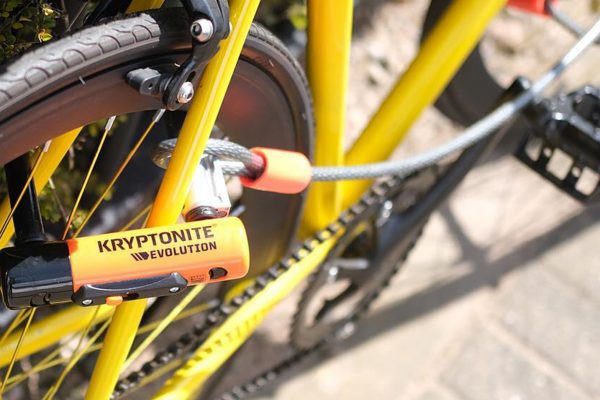 Zámky Kryptonite chránia bicykle pred zlodejmi už viac ako 45 rokov