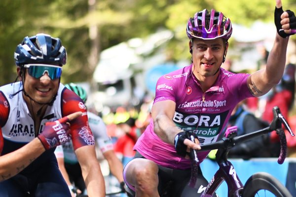 Ktor&iacute; cyklisti s&uacute; najpopul&aacute;rnej&scaron;&iacute; na soci&aacute;lnych sieťach? (+rebr&iacute;ček)