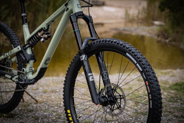Prémiové tlmiče, vidlice a superľahké pružiny – Extreme Racing Shox