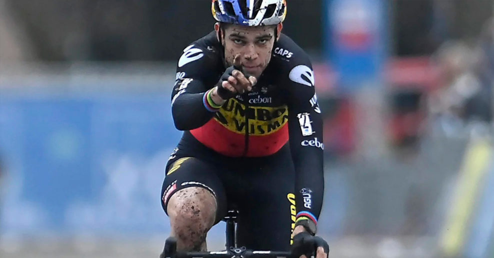 Wout van Aert zostáva stále neporazený, vyhral už šieste cyklokrosové preteky po sebe