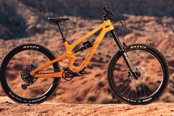 Canyon predstavil nový Torque s karbónovým aj hliníkovým rámom a 27,5″ i 29″ kolesami (detaily, modely, ceny)