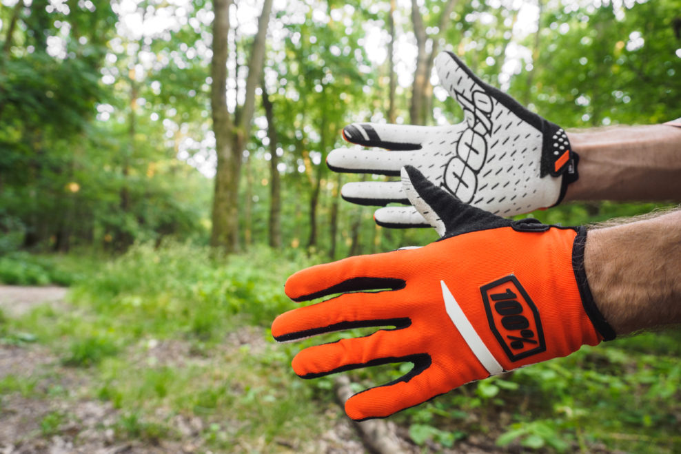 Test: Rukavice 100% Ridecamp