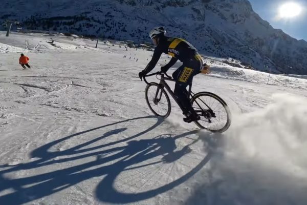  Video: Prejdite si zasneženú cyklokrosovú trať Svetového pohára vo Val di Sole