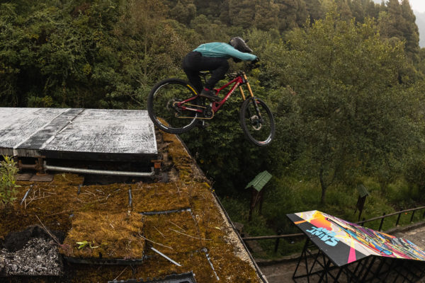  Video: Top 3 jazdy z pretekov Red Bull Monserrate Cerro Abajo
