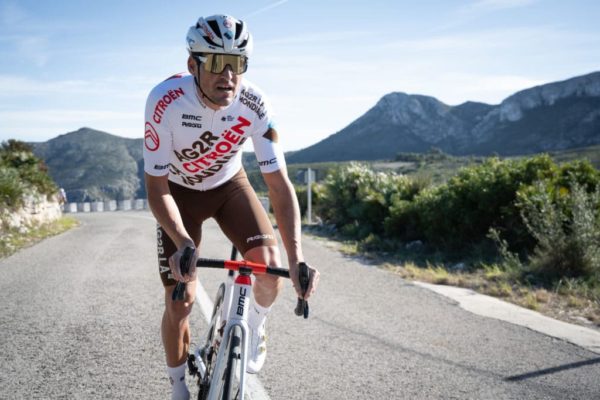 Van Avermaet bude pretekať na Paríž-Roubaix, aj keď nemá posilňovaciu dávku vakcíny proti Covidu