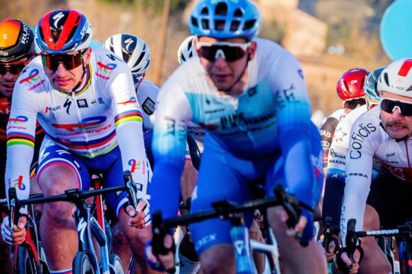 Peter Sagan odstúpil z Tirreno-Adriatico pre horúčky a žalúdočné problémy