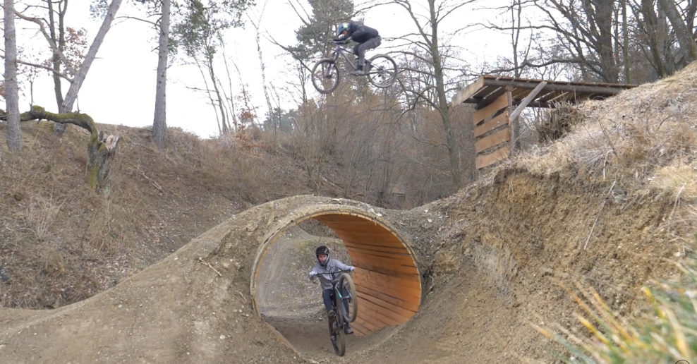  Video: Takto vyzeral otvárací deň sezóny 2022 vo Freeride Bikeparku Kálnica