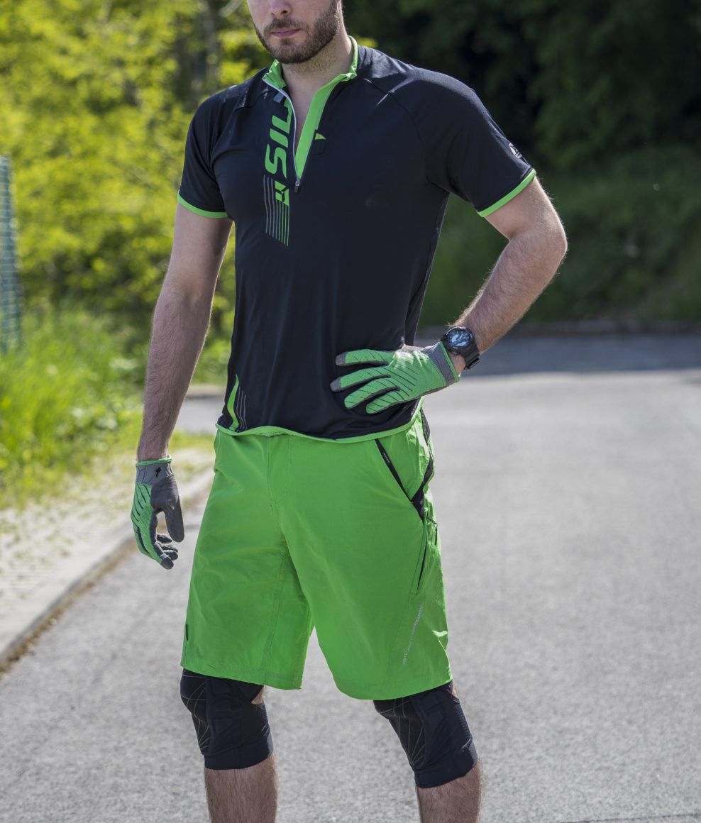 Test: Set – dres Silvini Turano, šortky Elvo a vložka Inner